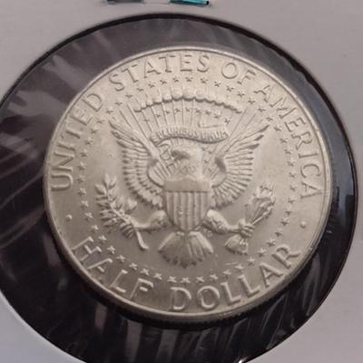 Pair of 1964 Kennedy Silver Half Dollars Circulated (11)