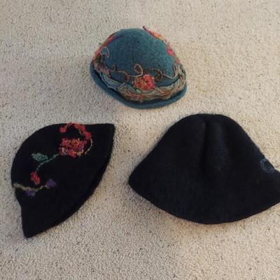 Coach Gloves, Fur Scarves & More Women's Accessories (BB1-BBL)