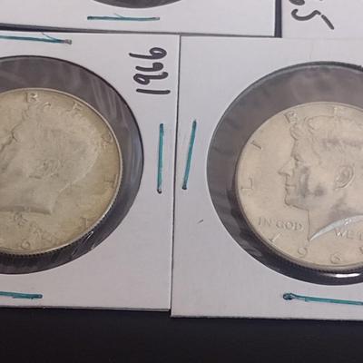 Set of Five 1965-1966 Kennedy 40% Silver Half-Dollars Circulated (16)