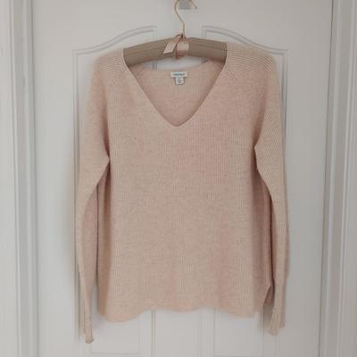 Women's Jackets, Sweaters & More (BB1-BBL)