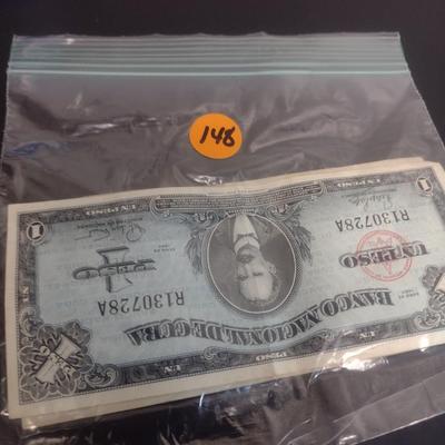 Pair of Cuban National Paper Currency One Peso Bills 1960, 1961 Circulated Condition (148)