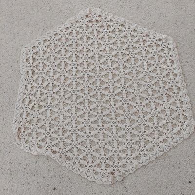 Vintage Crochet Table Linens (BD-BBL)