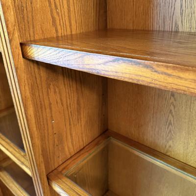 7ft Lighted Bookshelf