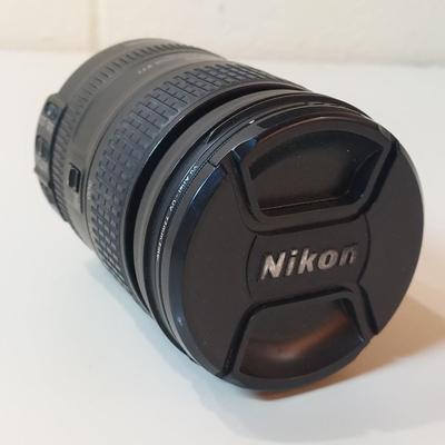 Nikon AF-S Nikkor 28-300mm Lens & More (O-BBL)