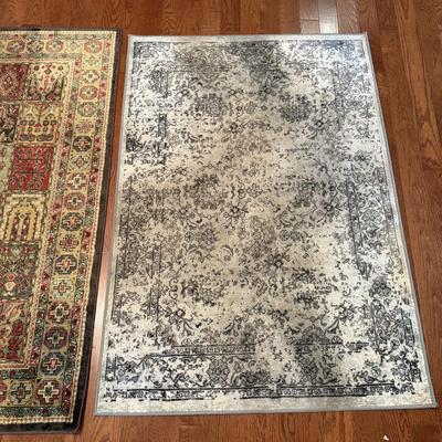 Two 4ft Area Rugs