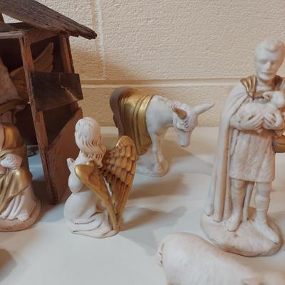 Vintage Holland Mold Nativity Set (-BBL)