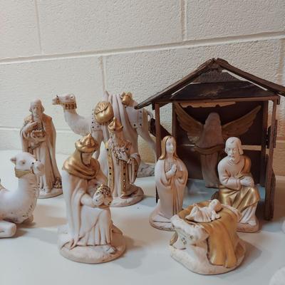 Vintage Holland Mold Nativity Set (-BBL)
