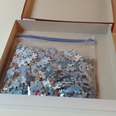 Signed & Numbered Print “Come All Ye Faithful” by Linda Kotila w/ More Holiday Decor (WS-BBL)