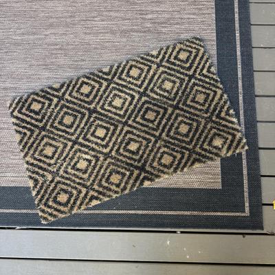 Black and Tan Outdoor Rugs