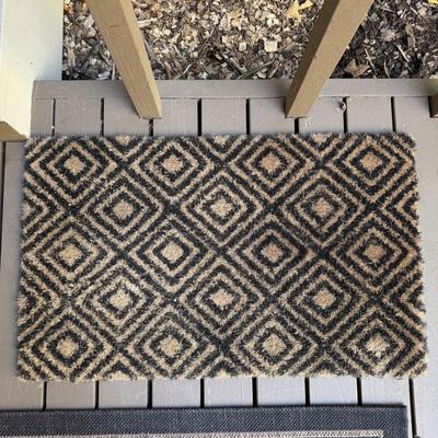 Black and Tan Outdoor Rugs