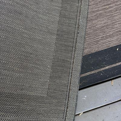 Black and Tan Outdoor Rugs