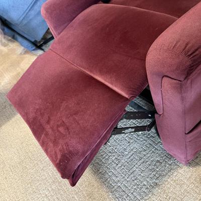 Sale Photo Thumbnail #25: Color is a maroon