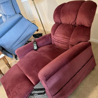 Sale Photo Thumbnail #27: Color is a maroon