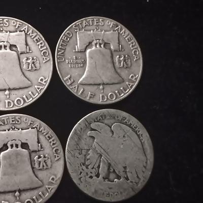 5 FRANKLIN SILVER HALF DOLLARS AND 1 WALKING LIBERTY HALF DOLLAR