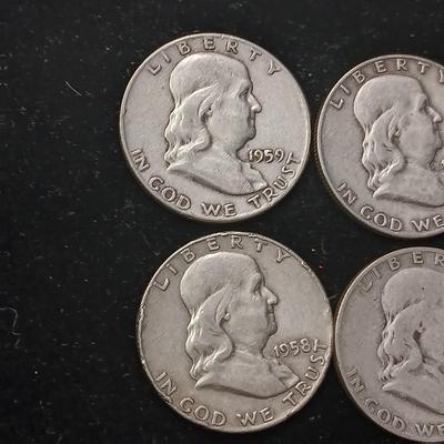 5 FRANKLIN SILVER HALF DOLLARS AND 1 WALKING LIBERTY HALF DOLLAR