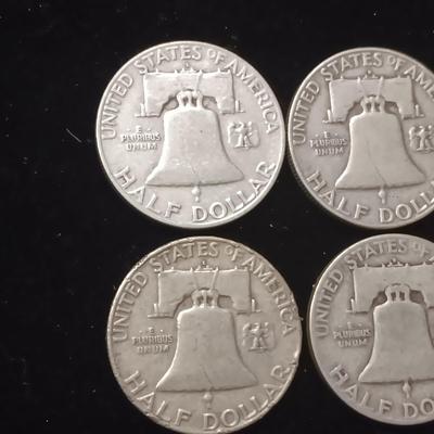 5 FRANKLIN SILVER HALF DOLLARS AND 1 WALKING LIBERTY HALF DOLLAR