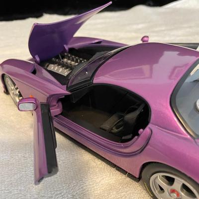 HOT WHEELS SERIES 10" TVR SPEED 12 DIE-CAST MODEL CAR