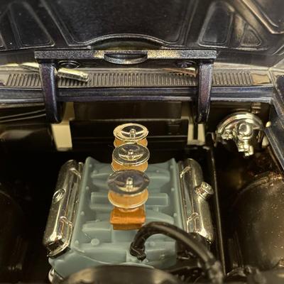 '66 PONTIAC GTO DIE-CAST MODEL