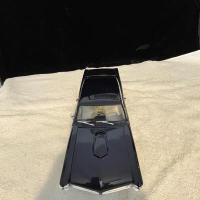 '66 PONTIAC GTO DIE-CAST MODEL