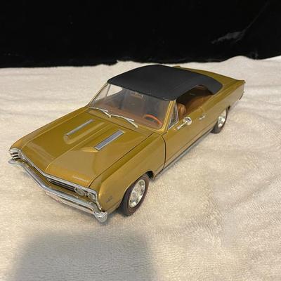 '67 CHEVY CHEVELLE SUPER SPORT DIE-CAST MODEL CAR