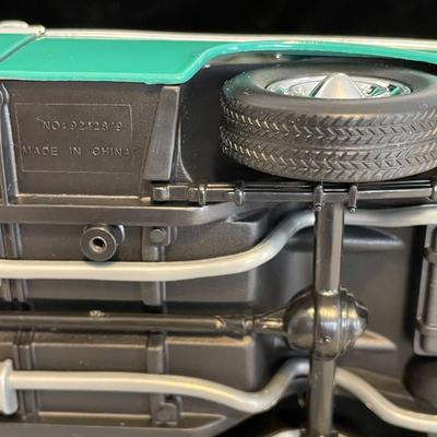 '56 CHEVROLET BEL AIR DIE-CAST MODEL