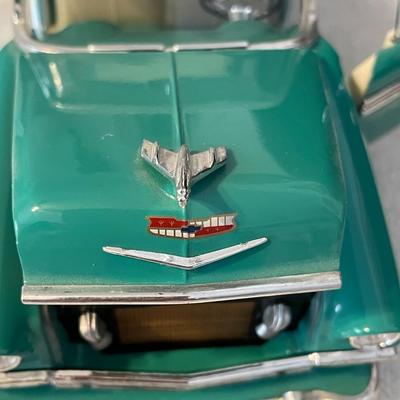 '56 CHEVROLET BEL AIR DIE-CAST MODEL