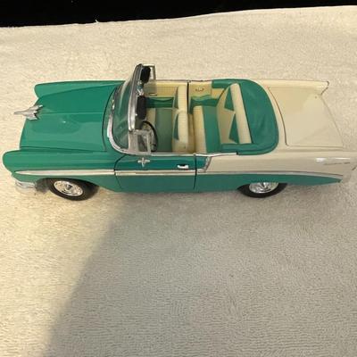 '56 CHEVROLET BEL AIR CONVERTIBLE DIE-CAST MODEL CAR