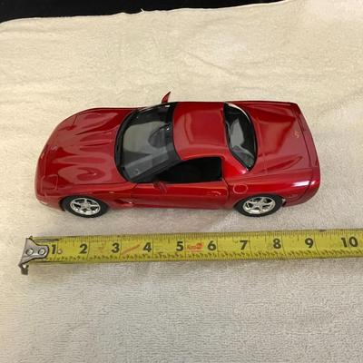HOT WHEELS SERIES '97 CHEVROLET CORVETTE DIE-CAST MODEL