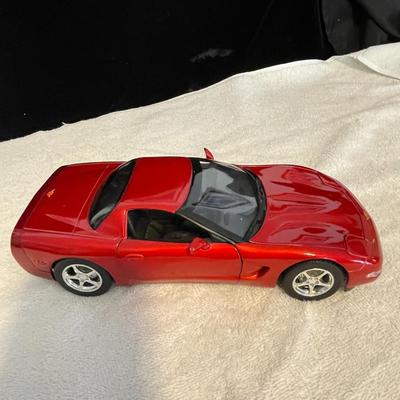 HOT WHEELS SERIES '97 CHEVROLET CORVETTE DIE-CAST MODEL