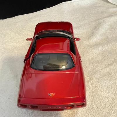HOT WHEELS SERIES '97 CHEVROLET CORVETTE DIE-CAST MODEL
