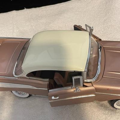 '57 CHEVROLET BEL AIR DIE-CAST MODEL CAR