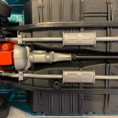 '57 CHEVROLET NOMAD DIE-CAST MODEL