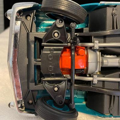 '57 CHEVROLET NOMAD DIE-CAST MODEL