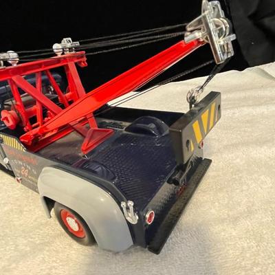 '53 FORD F100 WRECKER DIE-CAST MODEL