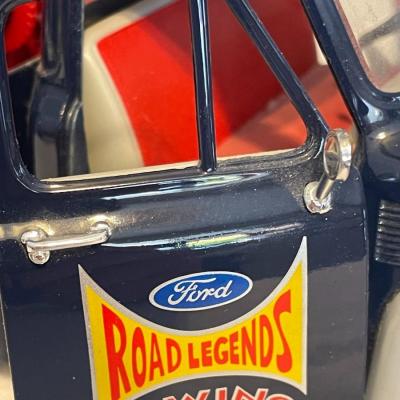 '53 FORD F100 WRECKER DIE-CAST MODEL