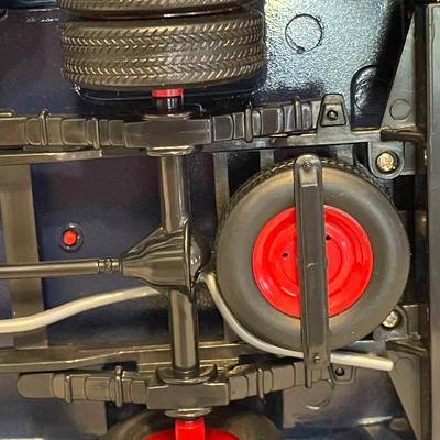 '53 FORD F100 WRECKER DIE-CAST MODEL