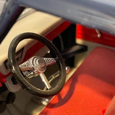 '53 FORD F100 WRECKER DIE-CAST MODEL