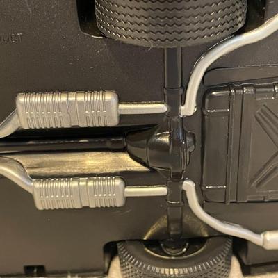 LINCOLN TOWN CAR STRETCH LIMO DIE-CAST MODEL