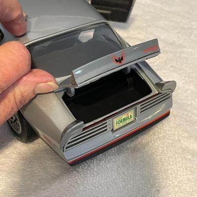 '77 FORMULA FIREBIRD DIE-CAST MODEL CAR