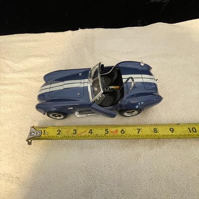 SHELBY COBRA 427 DIE-CAST MODEL CAR