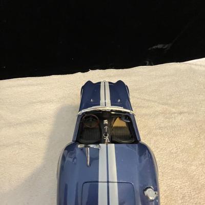 SHELBY COBRA 427 DIE-CAST MODEL CAR