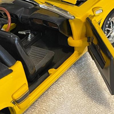 COBRA GT 500 MUSTANG DIE-CAST MODEL CAR