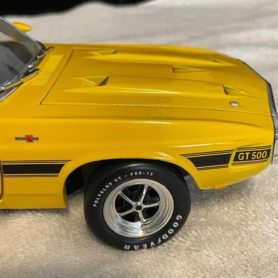 COBRA GT 500 MUSTANG DIE-CAST MODEL CAR