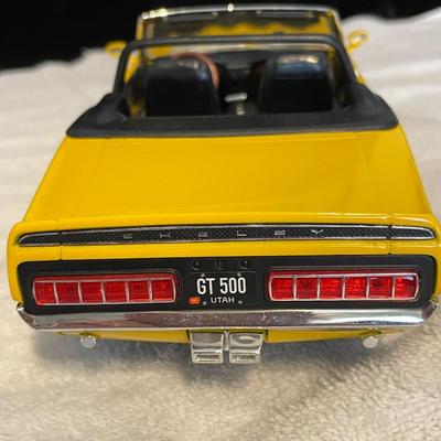 COBRA GT 500 MUSTANG DIE-CAST MODEL CAR