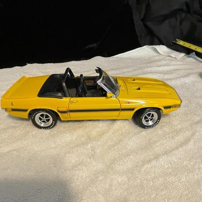 COBRA GT 500 MUSTANG DIE-CAST MODEL CAR