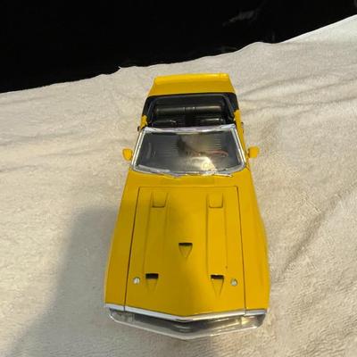 COBRA GT 500 MUSTANG DIE-CAST MODEL CAR