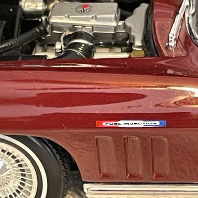 '65 CHEVROLET CORVETTE STINGRAY DIE-CAST MODEL CAR