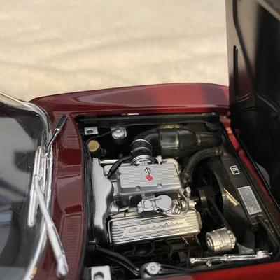 '65 CHEVROLET CORVETTE STINGRAY DIE-CAST MODEL CAR