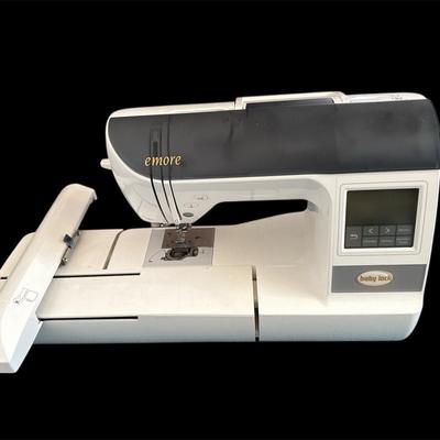 Lot: 11 Bundle Of Sewing Machine