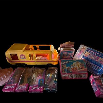 Lot 12: Barbie Bundle